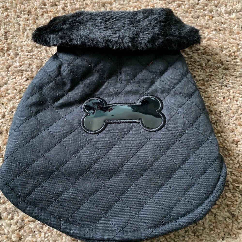 NWOT black quilted dog jacket